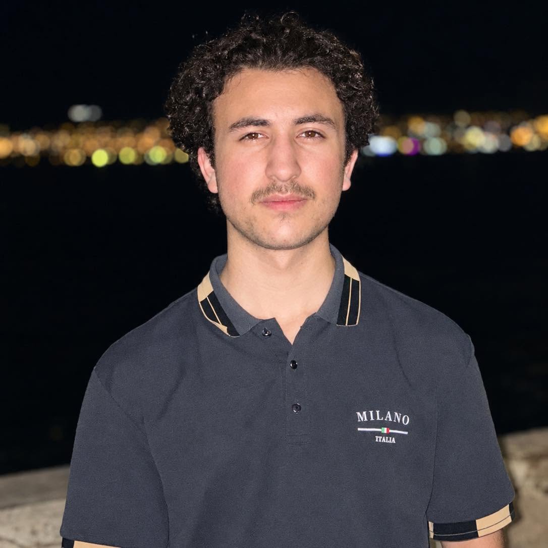 يوسف أبو عوض